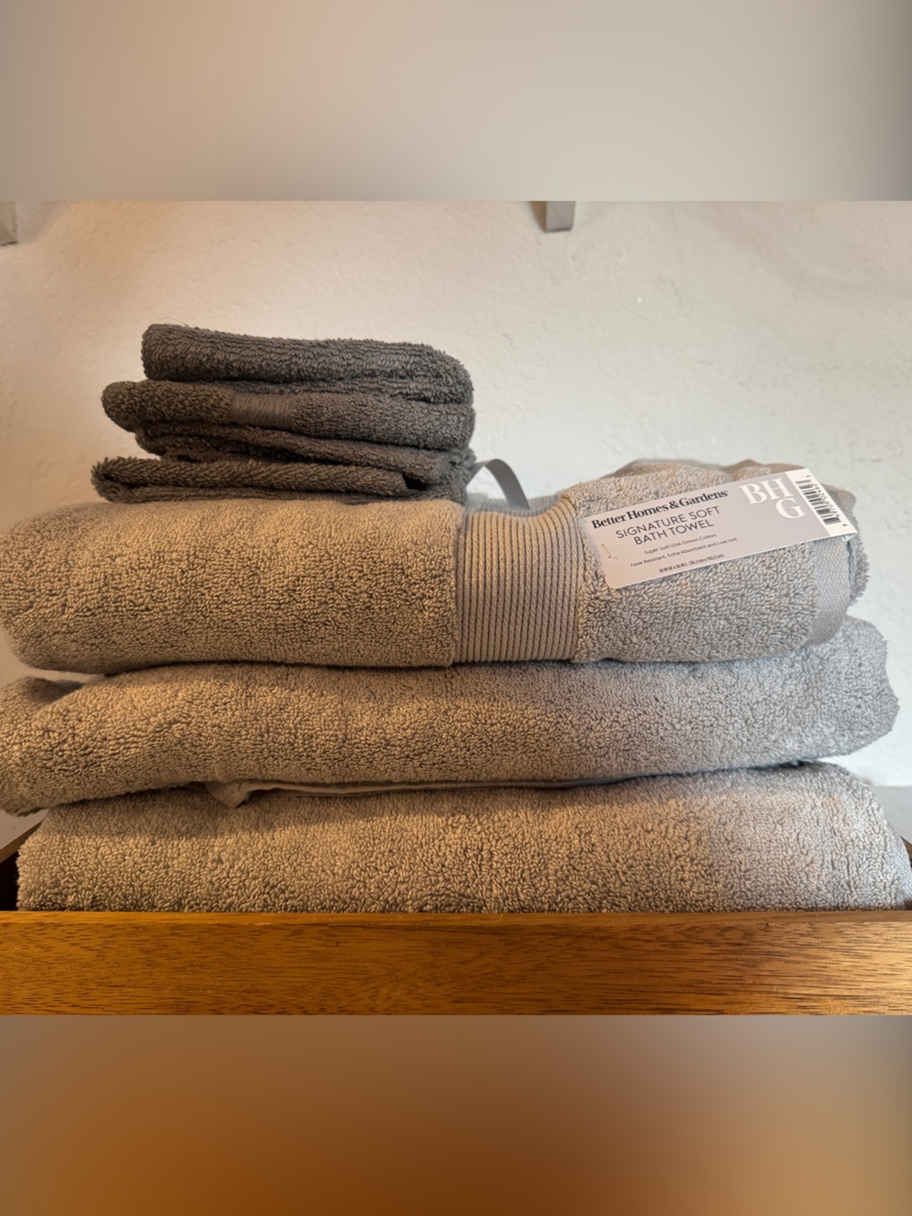 NWT 3 towels 5 washcloths silver/gray